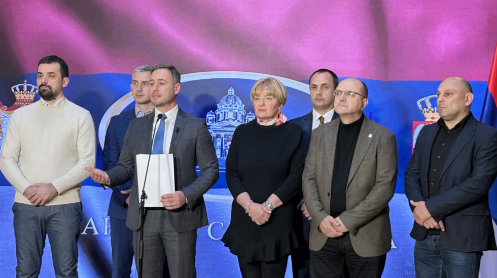 Poslanici NPS - Novo lice Srbije uplatili poslaničke plate prosvetnim radnicima