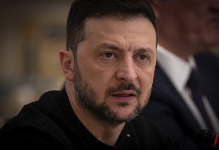 Zelenski sa papom: Sveta Stolica može da igra važnu ulogu u okončanju rata u Ukrajini