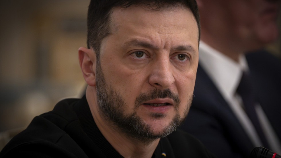 Zelenski sa papom: Sveta Stolica može da igra važnu ulogu u okončanju rata u Ukrajini