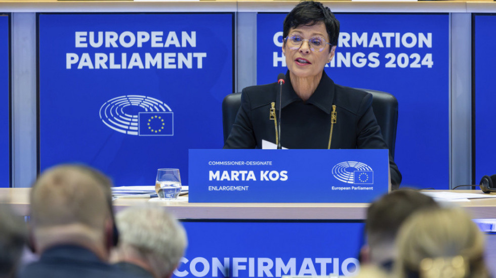 Evropska komesarka za proširenje prati blokadu RTS: Brine je krivična prijava protiv rektora Đokića