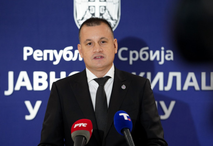 Tužilac Stefanović: Menadžerka u "Infrastrukturi železnica" i tri člana Komisije uhapšeni zbog tragedije u Novom Sadu