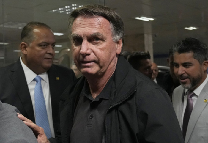 Bivši predsednik Brazila dobio nanogicu, preti mu kazna do 40 godina za organizovanje puča