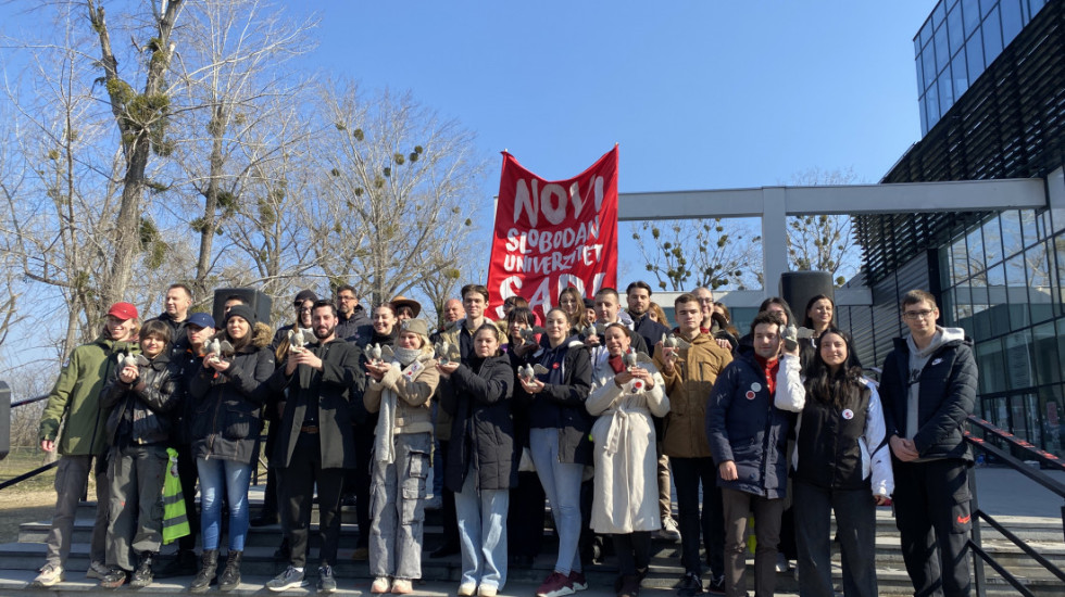 Studenti u blokadi Univerziteta u Novom Sadu: Dobili smo poziv na razgovor sa Toninom Piculom, na koji nismo odgovorili