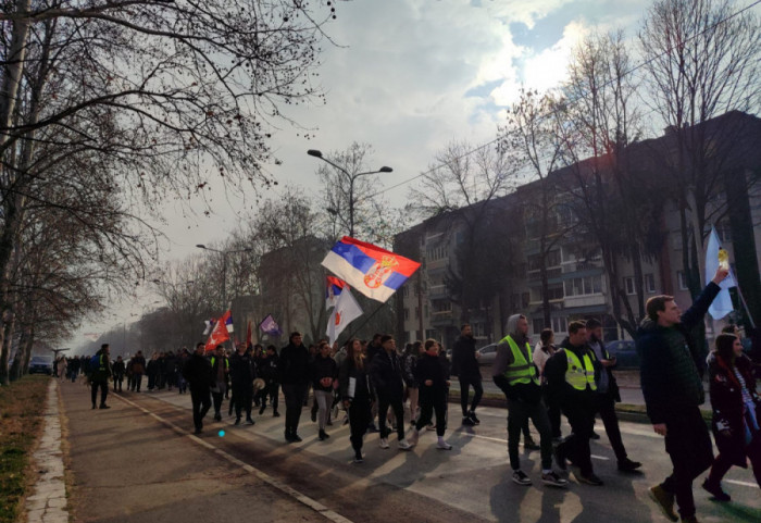 Novosadski studenti krenuli iz Zaječara u šetnju ka Nišu, prespavaće u Knjaževcu