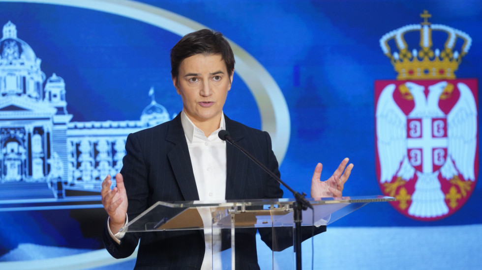 (FOTO) Brnabić: Rektor Đokić potpisao saglasnost da bude na studentskoj listi za parlamentarne izbore
