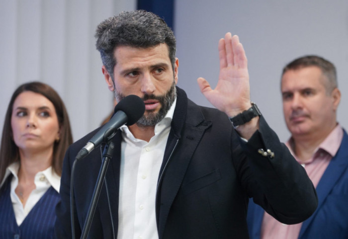 (FOTO/VIDEO) Šapić: Sve osnovne škole i deo vrtića u Beogradu pod video nadzorom, sa softverom za detekciju oružja
