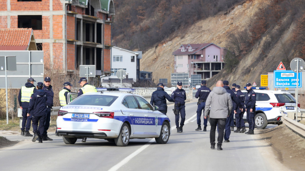Dva lica uhapšena u Novom Pazaru zbog pokušaja ubistva: Mladića oborili sa motora, pa pretukli