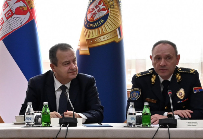 (FOTO) "Rezultati rada policije mnogo bolji": V. d. direktor policije general Vasiljević održao prvi kolegijum