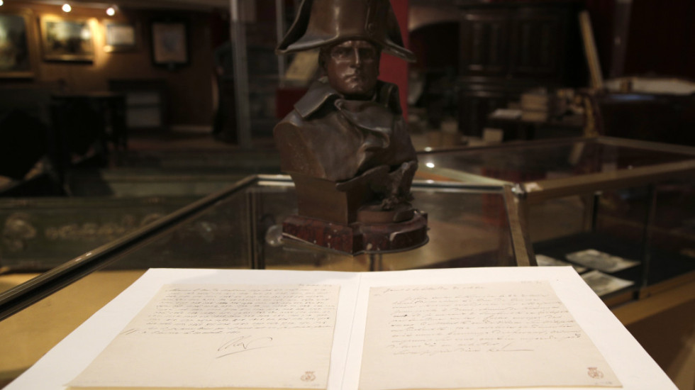 Građanski zakonik Napoleona Bonaparte prodat na aukciji u Parizu za 395.000 evra