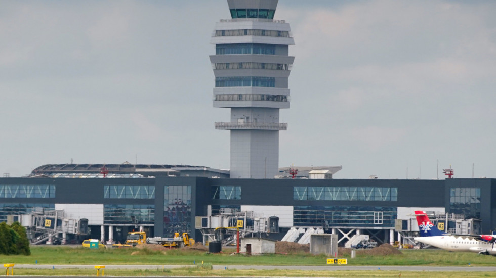 VJT: MUP i BIA da prikupe obaveštenja povodom snimaka sa plenuma Medicinskog fakulteta o blokadi aerodroma Nikola Tesla