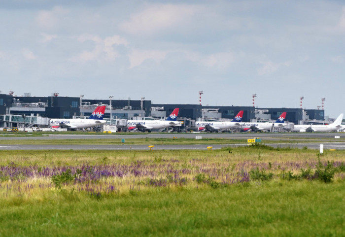 Hapšenje na beogradskom aerodromu: Državljanin Nigerije uhvaćen sa lažnim dokumentima
