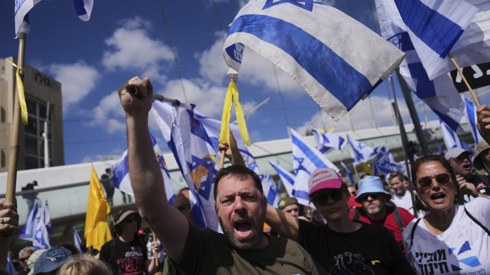 (FOTO) Protesti protiv vlade Netanjahua: U Jerusalimu se sukobili demonstranti i policija, više ljudi uhapšeno