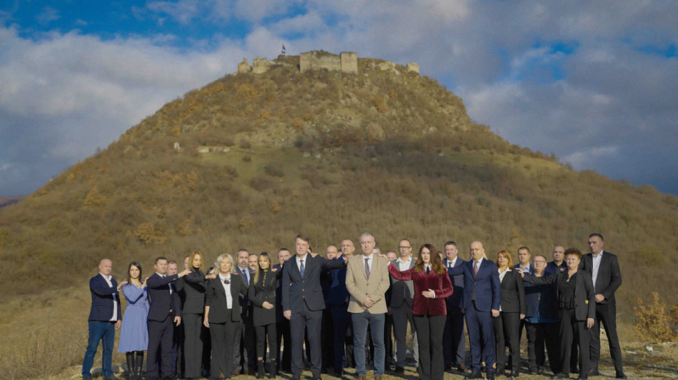 Srpska lista: Pokret za narod i državu treba da ujedini sve patriote kojima je napredak Srbije na prvom mestu