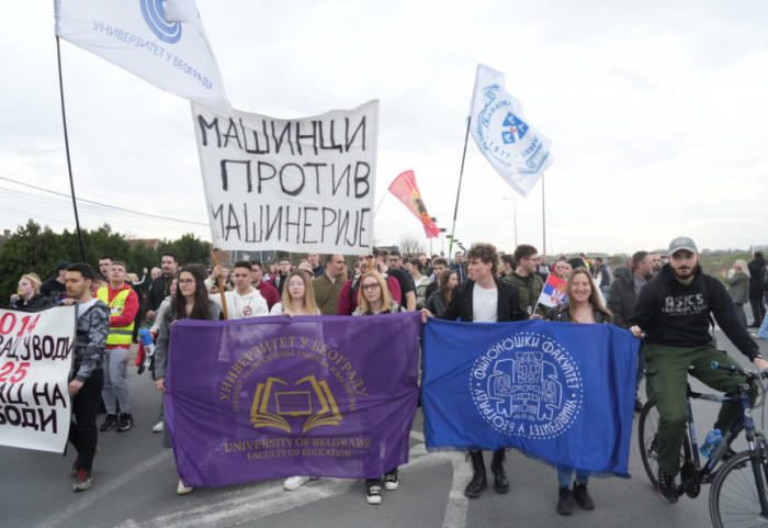 Studentski protest u Zrenjaninu: "Dosta su oni ignorisali nas, sada mi nećemo ignorisati njih"