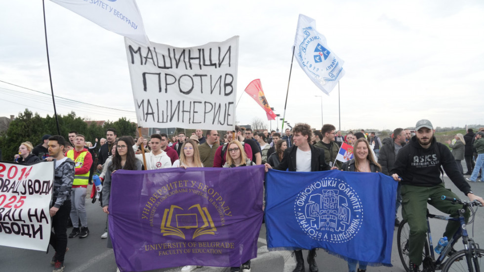 Studentski protest u Zrenjaninu: "Dosta su oni ignorisali nas, sada mi nećemo ignorisati njih"