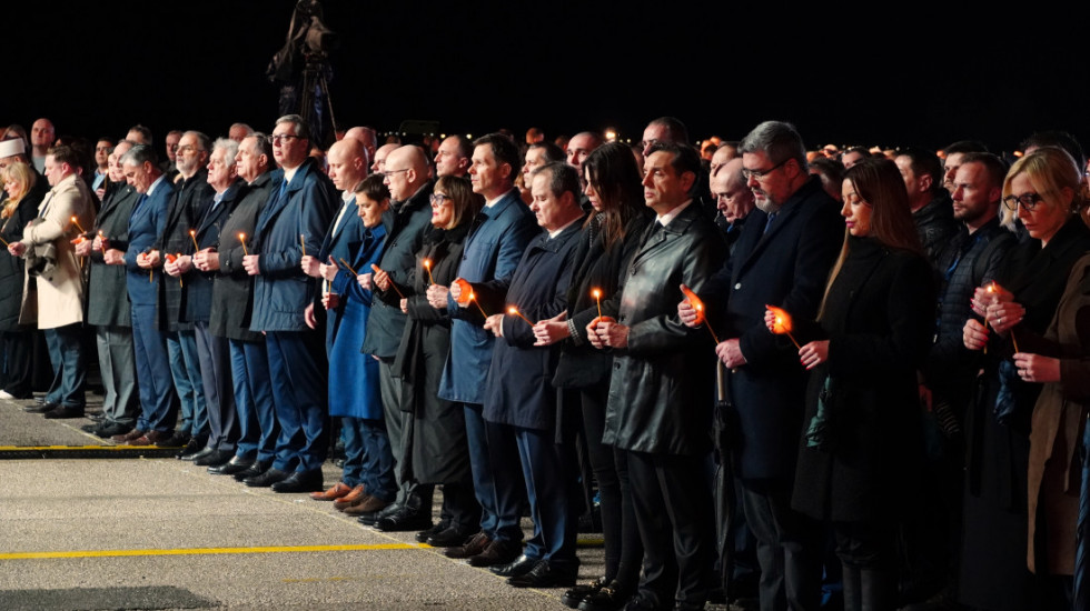 (FOTO) Dan sećanja na stradale u NATO agresiji: "Naneli su nam ogroman bol, koji je osnažio naš ponos"