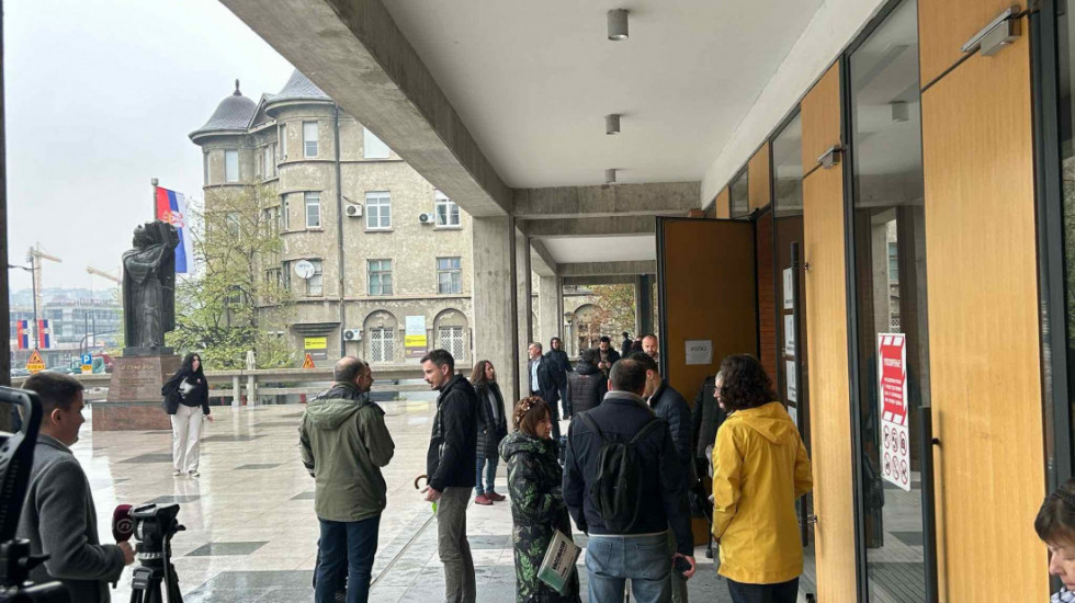 (FOTO) Suđenje za napad na studente FDU: Optužena sklopila sporazum s tužilaštvom, o priznanju pregovaraju i ostali