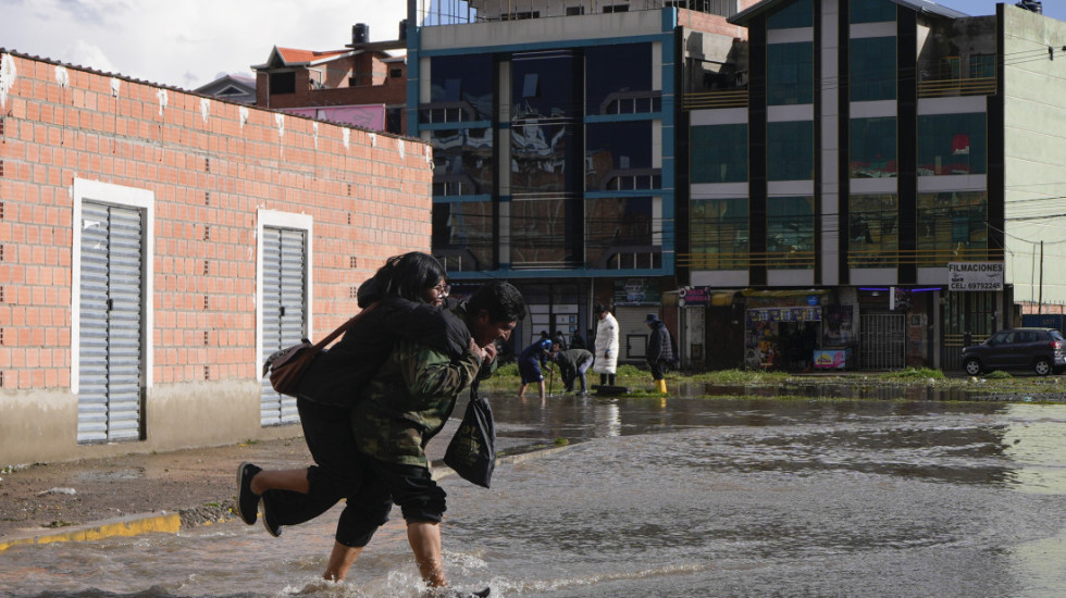 Razorne poplave u Boliviji: Poginulo više od 50 ljudi, proglašena vanredna situacija