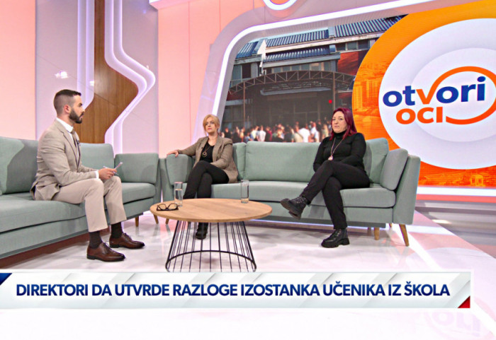 (VIDEO) "Udruženi roditelji" za Newsmax Balkans: "Vlada nastavlja represiju nad nastavnicima, a nas niko ništa ne pita"