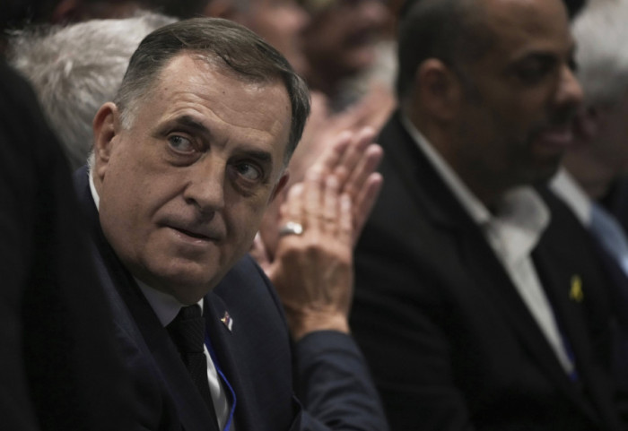 Dodik: Svi resursi biće usmereni u obnovu poplavljenih područja, otklonićemo sve posledice prirodne katastrofe