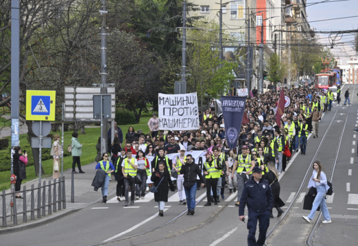 Analitičari o zahtevu za vanrednim izborima i "studentskoj listi": "Dobra vest za građane koji podržavaju proteste"
