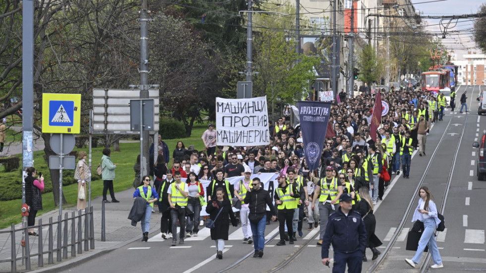 Analitičari o zahtevu za vanrednim izborima i "studentskoj listi": "Dobra vest za građane koji podržavaju proteste"