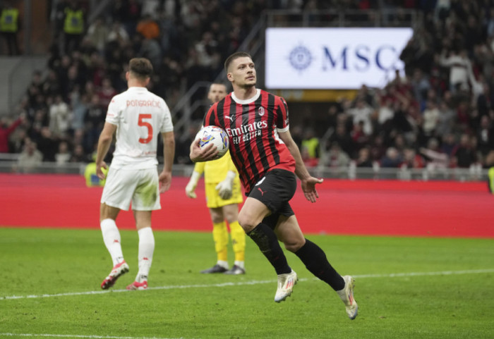 Luka Jović strelac za Milan u remiju protiv svog bivšeg kluba Fjorentine