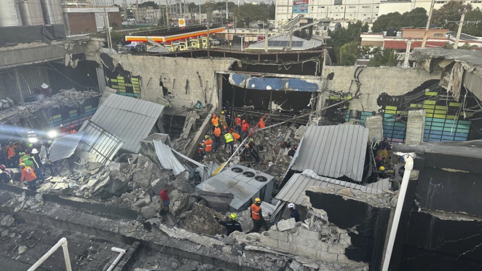 (FOTO) Tragedija u Dominikanskoj Republici: Najmanje 124 osobe poginule, spasioci i dalje tragaju za nestalima