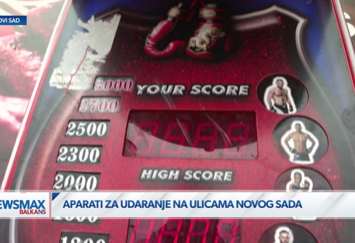 (VIDEO) Kruške za udaranje "nikle" širom Novog Sada: Ko ih je postavio i dokle će tu stajati