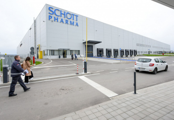 (FOTO) U Jagodini otvorena fabrika nemačke kompanije SCHOTT, 180 radnika proizvodiće staklene ampule za lekove