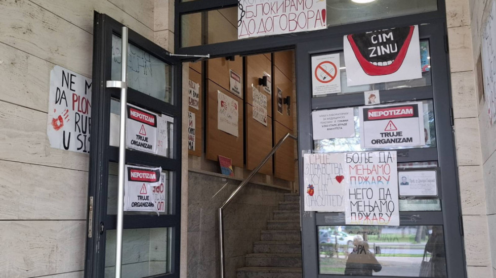 Medicinski fakultet u Nišu: Nekolicina studenata sprečava očuvanje akademske godine zarad ličnih i političkih interesa