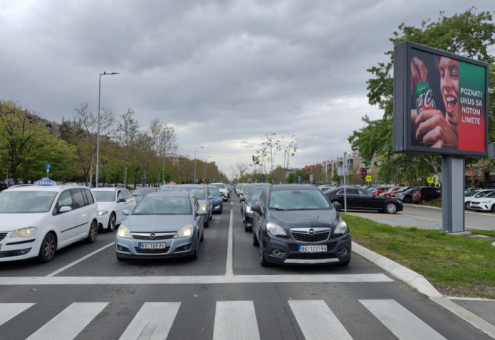 AMSS: Radovi na auto-putu kod Surčina i Takova