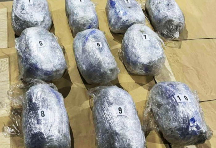 Na Rudnici uhapšen muškarac (37), krio više od 21 kilograma kanabisa u rezervnom točku
