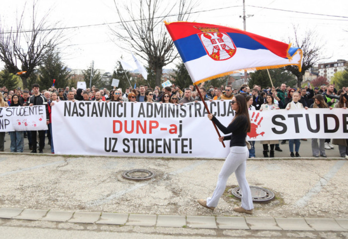 Za NPS vanredni izbori jedino rešenje izlaska iz krize, Kreni-Promeni podržao političko angažovanje studenata