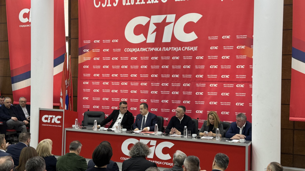 "Daćemo odlučujući doprinos miru": Glavni odbor SPS izglasao nastavak koalicije sa SNS