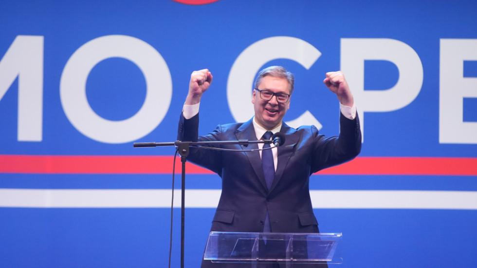 Vučić na saboru "Ne damo Srbiju" izneo pet zahteva: "Borićemo se demokratskim sredstvima dok ne budu ispunjeni"