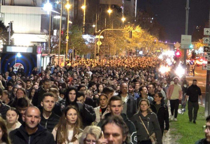 Studenti novosadskog FTN u blokadi izglasali zahtev za raspisivanje vanrednih parlamentarnih izbora