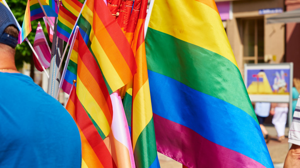 Zemlje EU pozvale Mađarsku da revidira zakon koji zabranjuje javne događaje LGBT zajednice