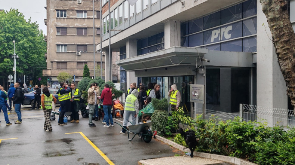 Students Block RTS Buildings, Access to RTV Unblocked