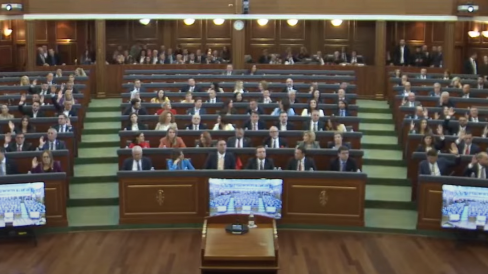 Skupština u Prištini pred istekom roka, zapadne diplomate pozivaju na okončanje sage