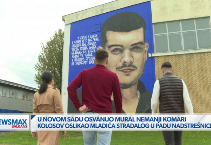 Mural sa likom mladića stradalog u padu nadstrešnice na školi u koju je išao: "Mislili smo da to ne može da nam se desi"