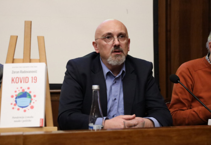 Profesor genetike Oliver Stojković gost Sinteze u 21 sat