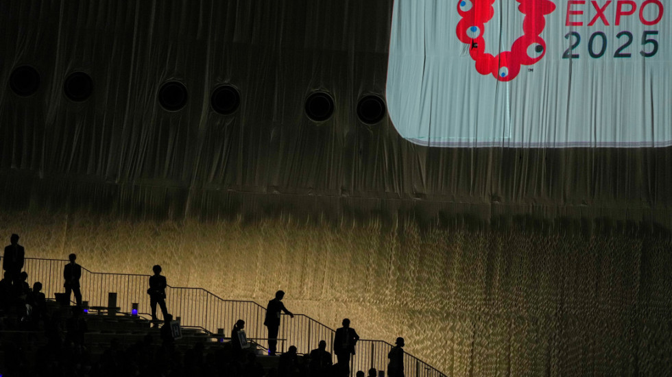 Uhapšen Japanac u Osaki, pokušao da ukrade teglu meda sa štanda na EXPO 2025