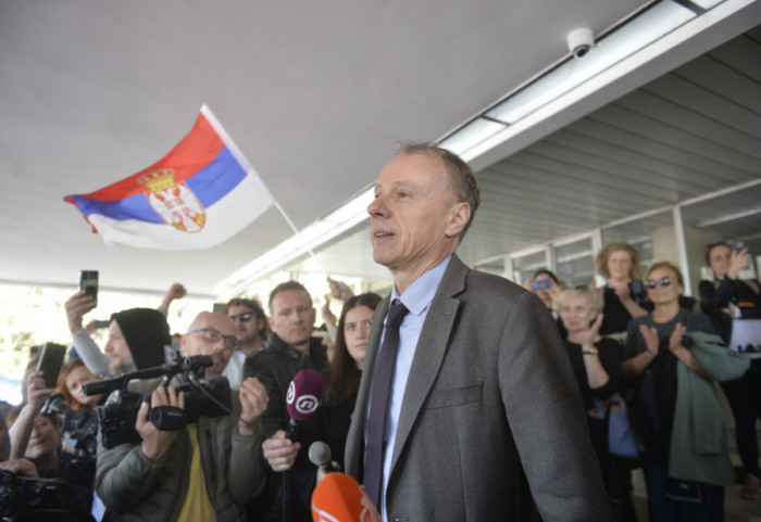 (FOTO) Rektor Đokić dva i po sata u policiji: Nisam učinio krivično delo, ovo je prijava protiv cele akademske zajednice