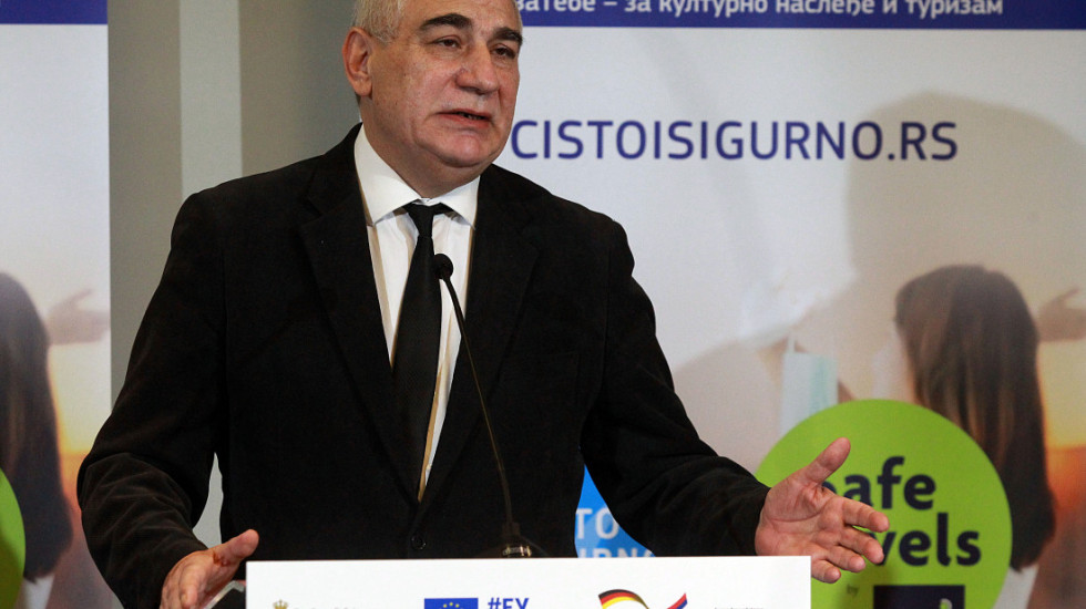 Turizam na udaru političke krize - Georgi Genov gost emisije Sinteza u 21 sat
