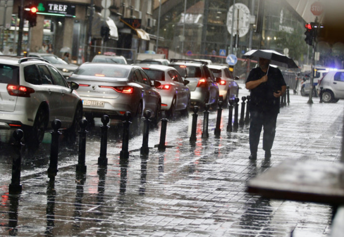 Promenljivo i nestabilno vreme sa lokalnim pljuskovima i grmljavinom: Najviša temperatura do 26 stepeni