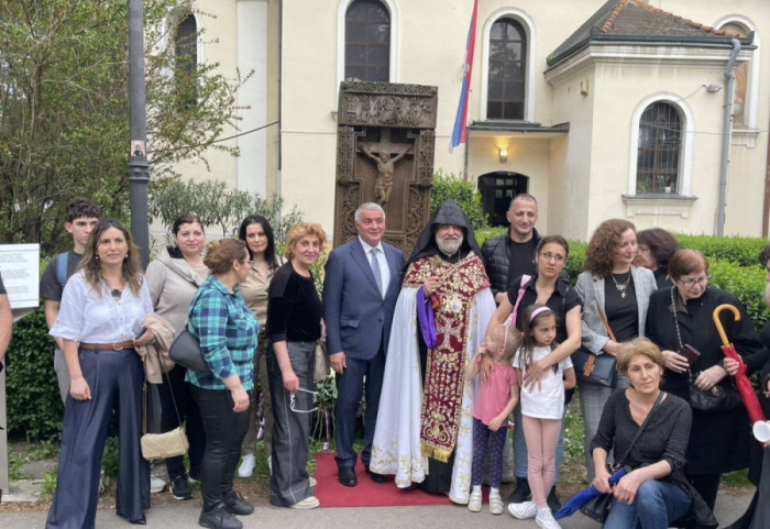 (FOTO) U Zemunskom parku obeleženo 110 godina od genocida nad Jermenima