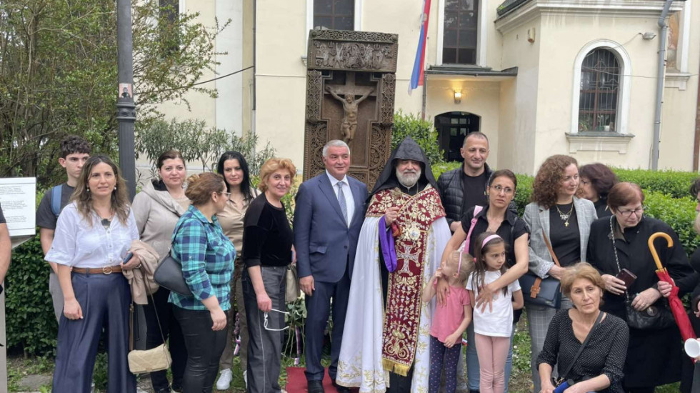 (FOTO) U Zemunskom parku obeleženo 110 godina od genocida nad Jermenima