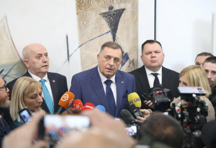 Interpol odbio žalbu Suda BiH za raspisivanjem poternice za Dodikom
