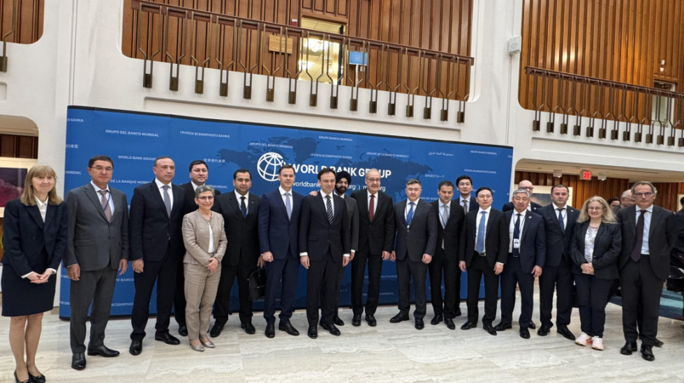 Minister Mali Meets with Investors in Washington